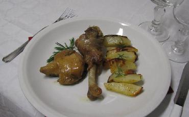Pollo con le patate - Agriturismo Vecchio Fienile - Sorano